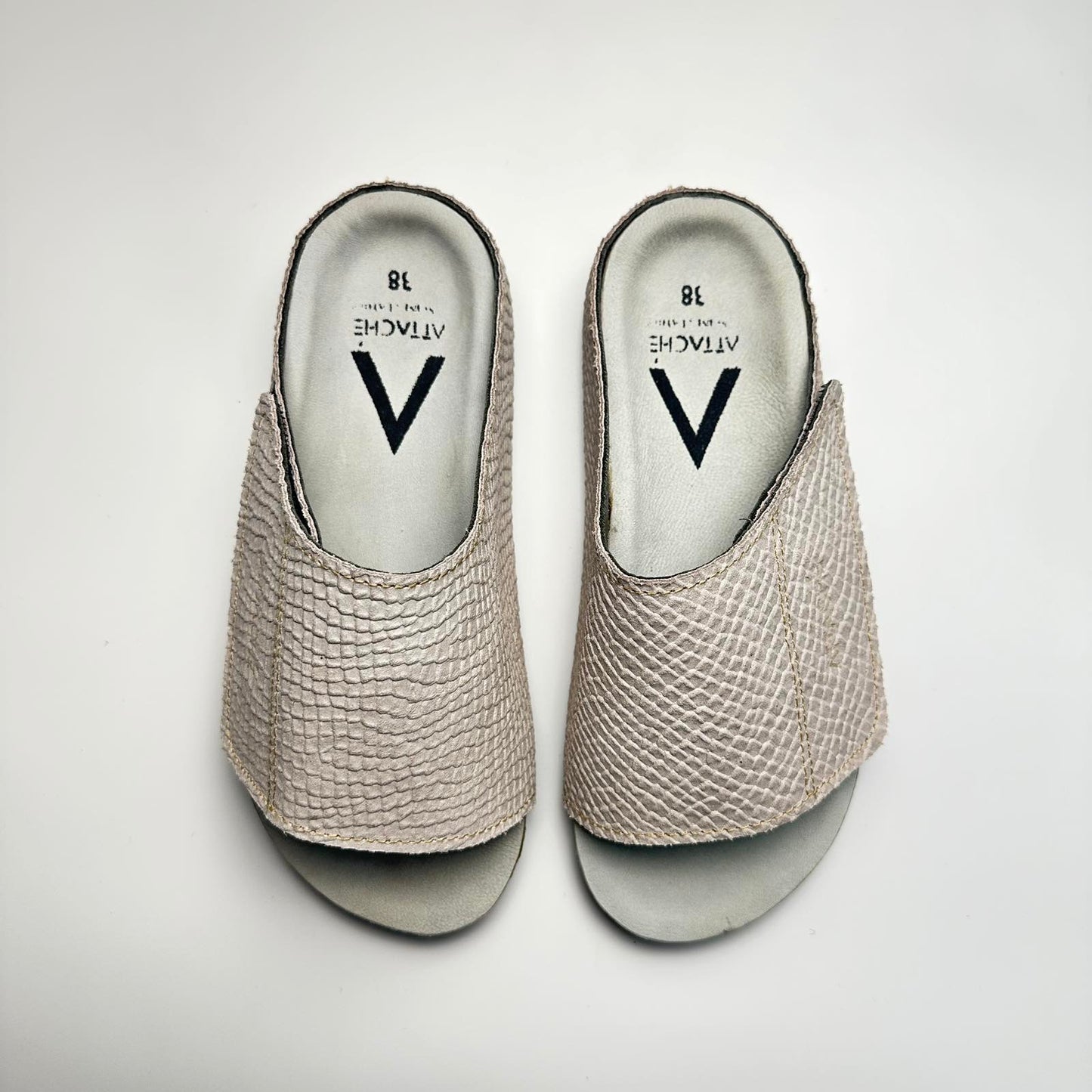 LIMITED EDITION: Terra Slides Flex Dirty White Dragon (limited to 10 pairs)