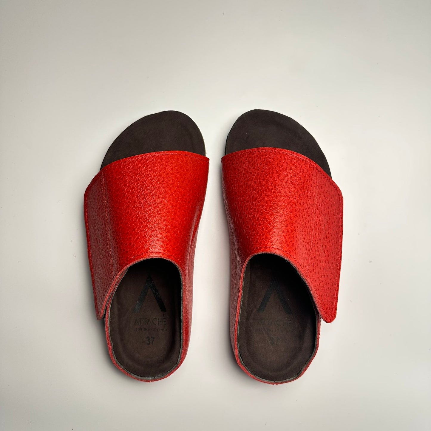 LIMITED EDITION: Terra Slides Flex Scarlet (limited to 10 pairs)