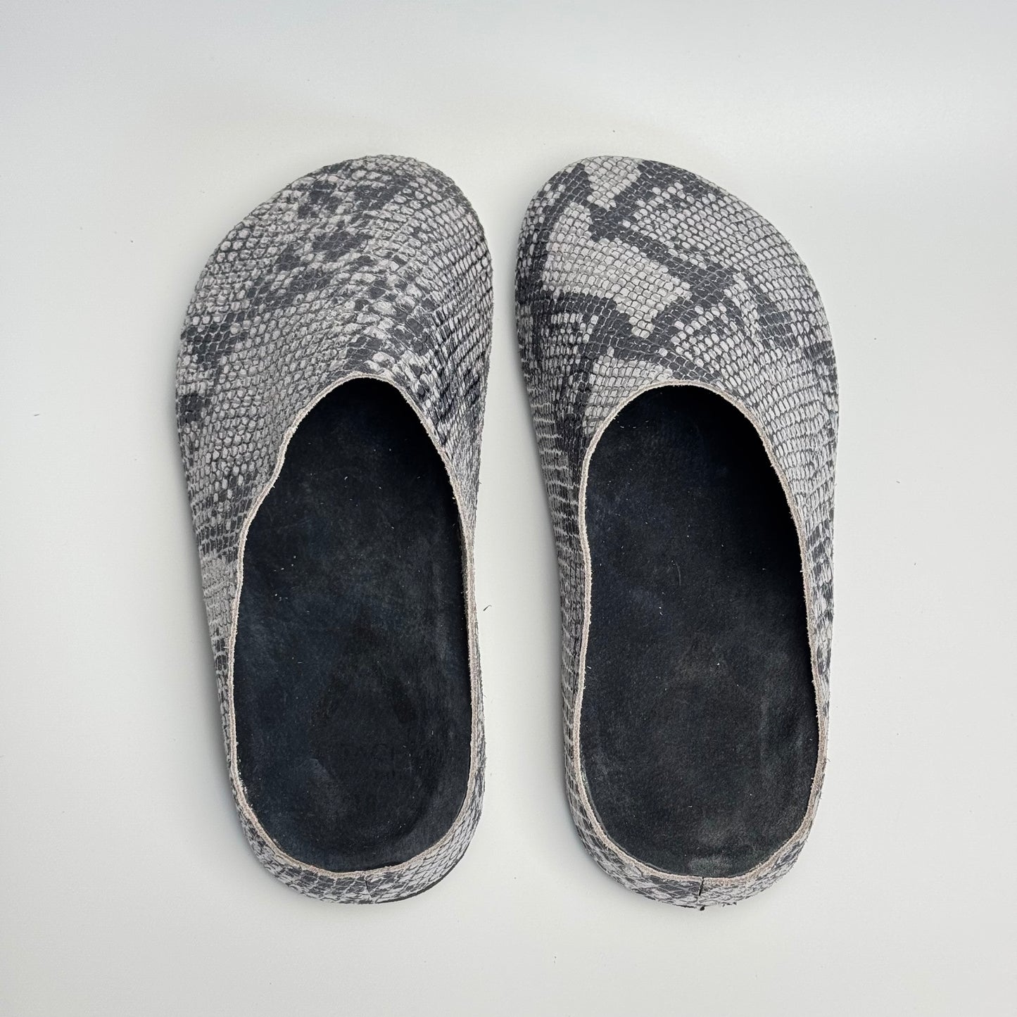 Mule “Snakeskin Phyton” Limited Ed