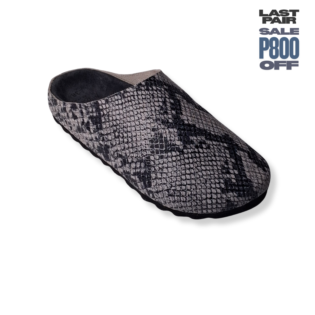 Size 38 - Mule V2 Snakeskin