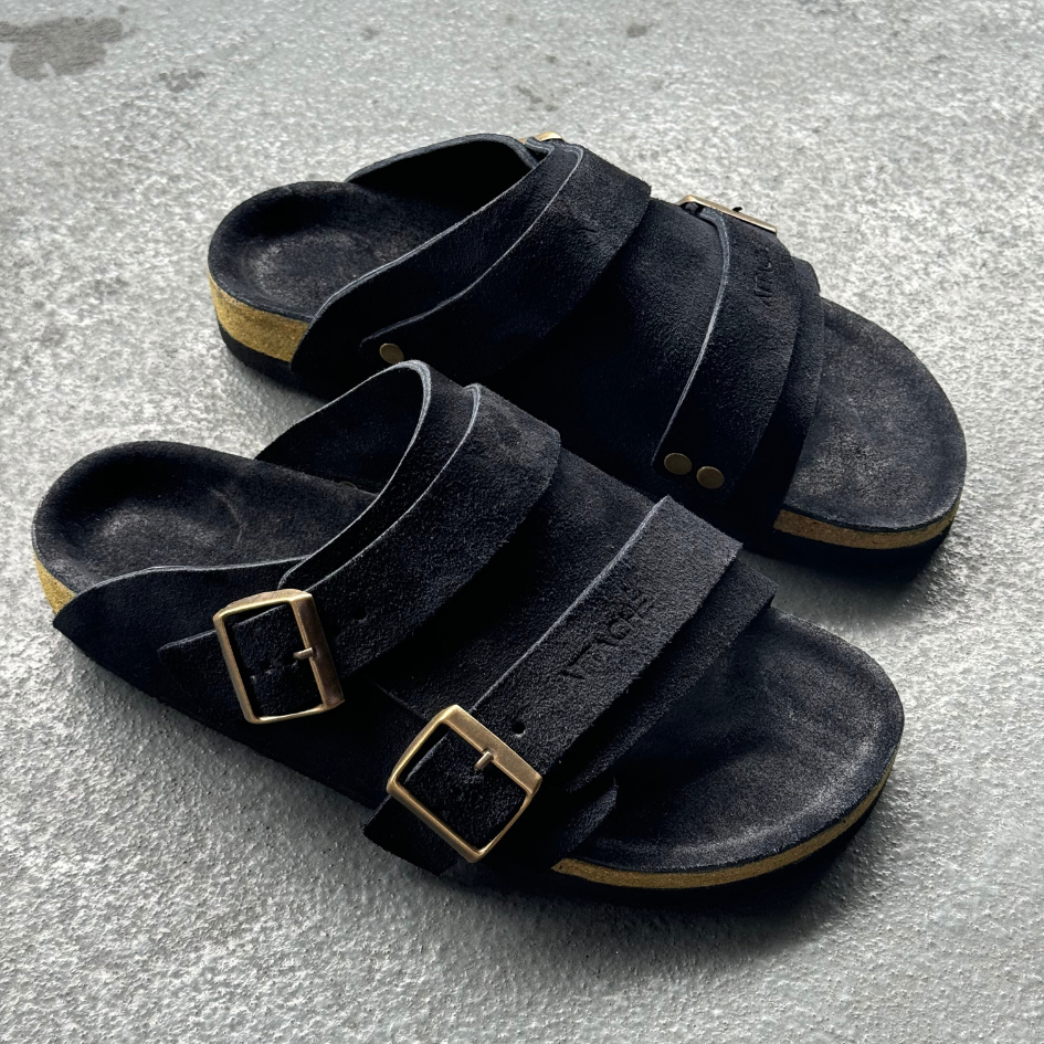 Limited Edition: Passeo Mono Double Buckle "Blackout"