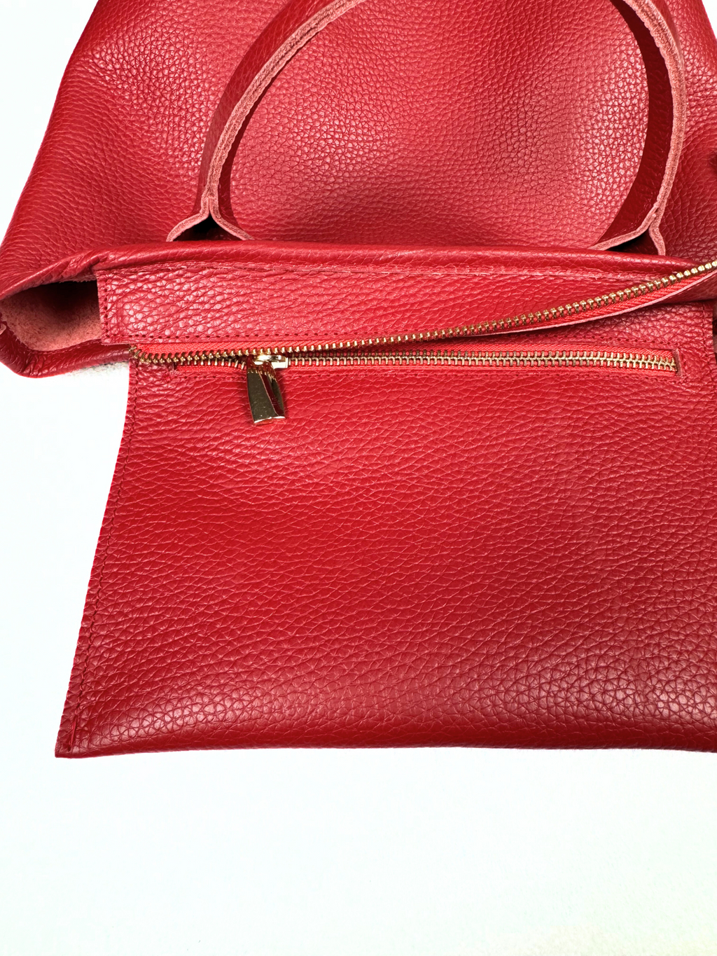 P-TOTE V2 Full Grain Calf Leather (Petite Tote) in Red