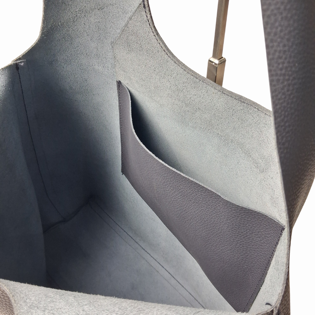Arch Sack Genuine Leather Tote - Navy
