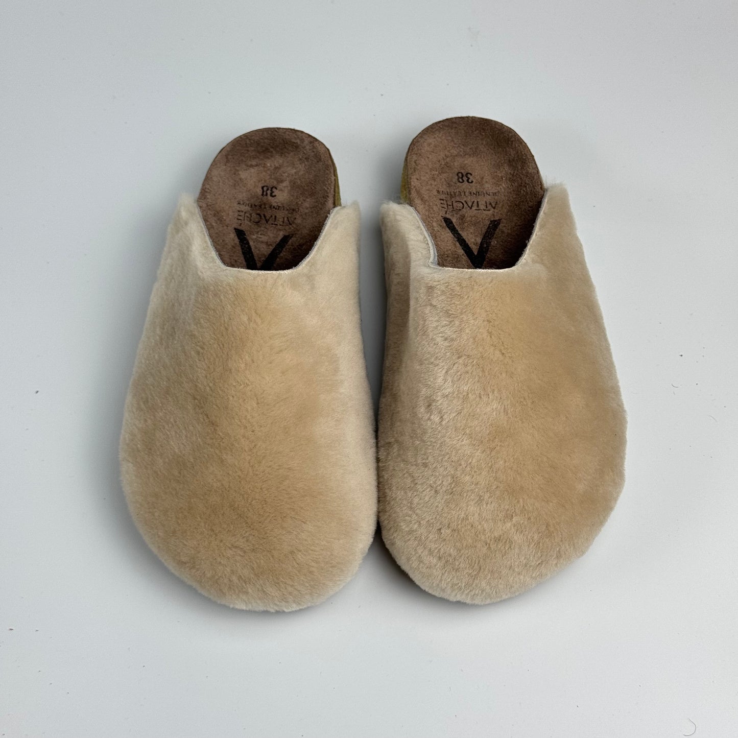 Premium Mule Genuine Sheep Leather “Dirty White Sheep”