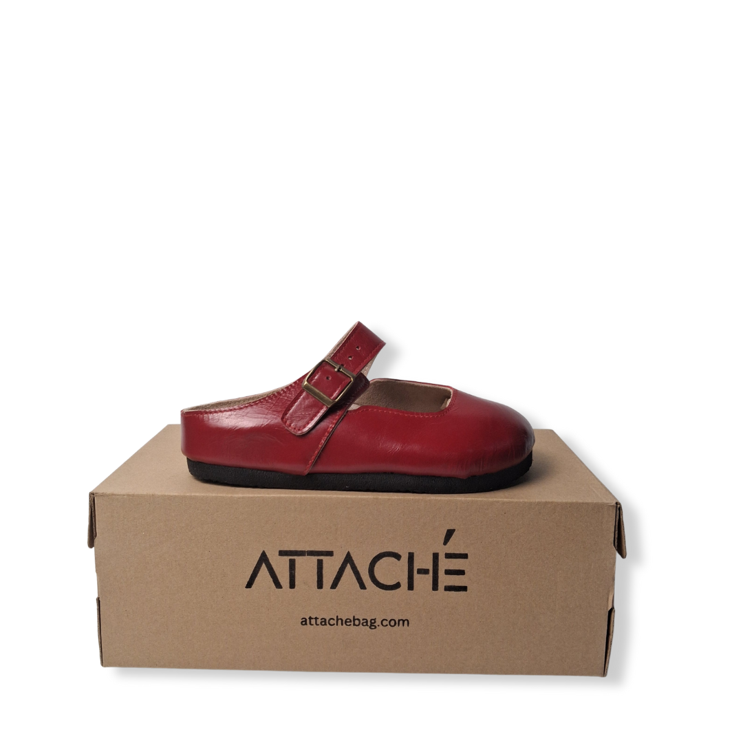 Merry Jane Clogs V1 Genuine Leather in Distressed Scarlet