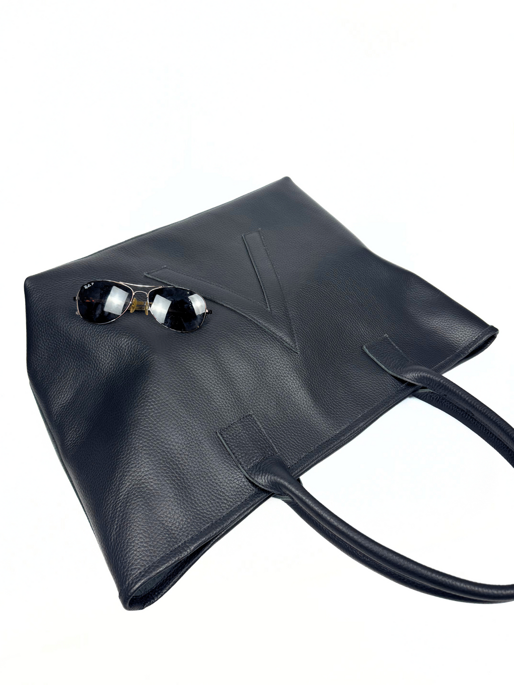 U-TOTE Full Grain Calf Leather Upsize Tote in Black