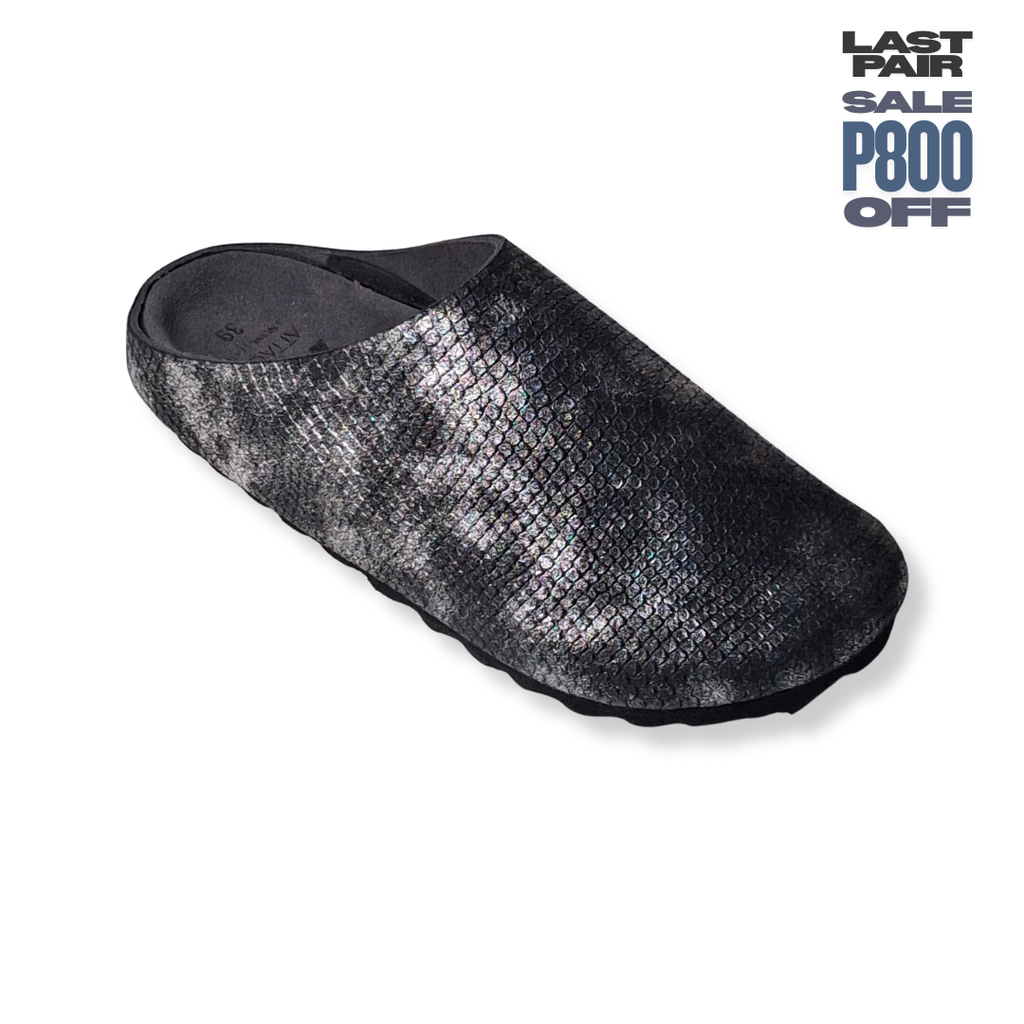 Size 39 - Mule Metallic Silver Black Dragon Skin