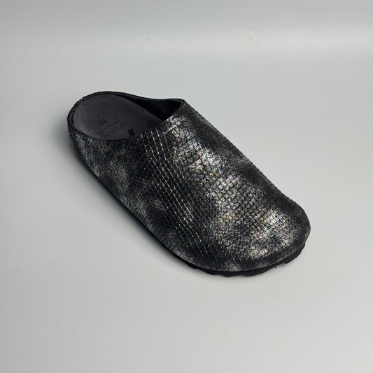 Mule Dragon Skin “Metallic Silver Black” Limited Ed