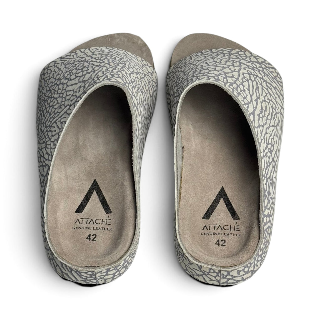 Size 36, 40, 45, 46 - Terra Slides “Elephant”