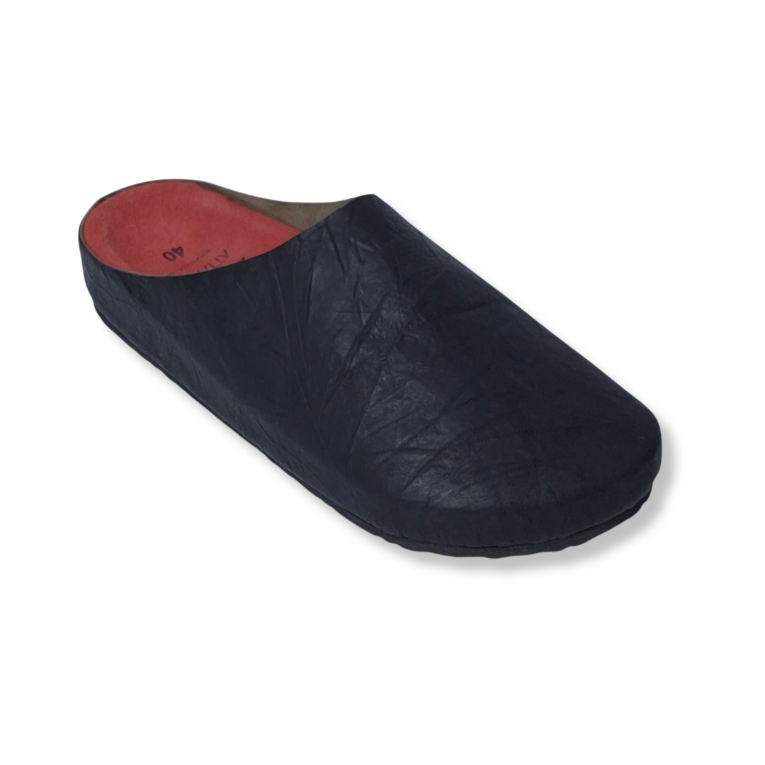 Size 40 - Mule Crumpled Black Red Leather