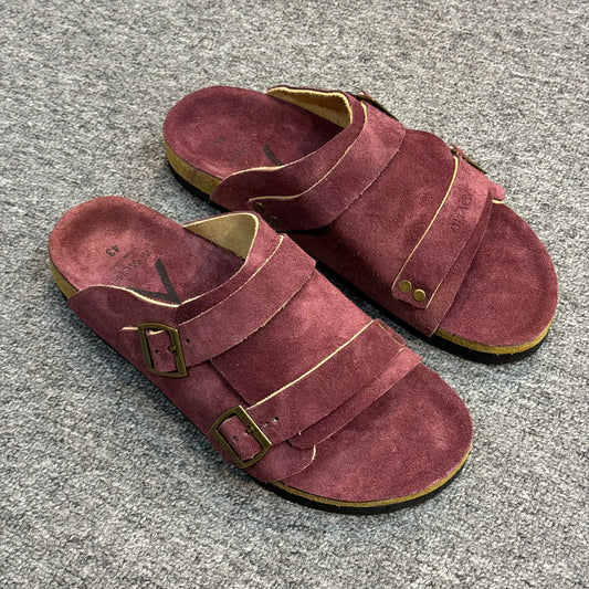 Passeo Double Buckle Color Pop “Maroon”