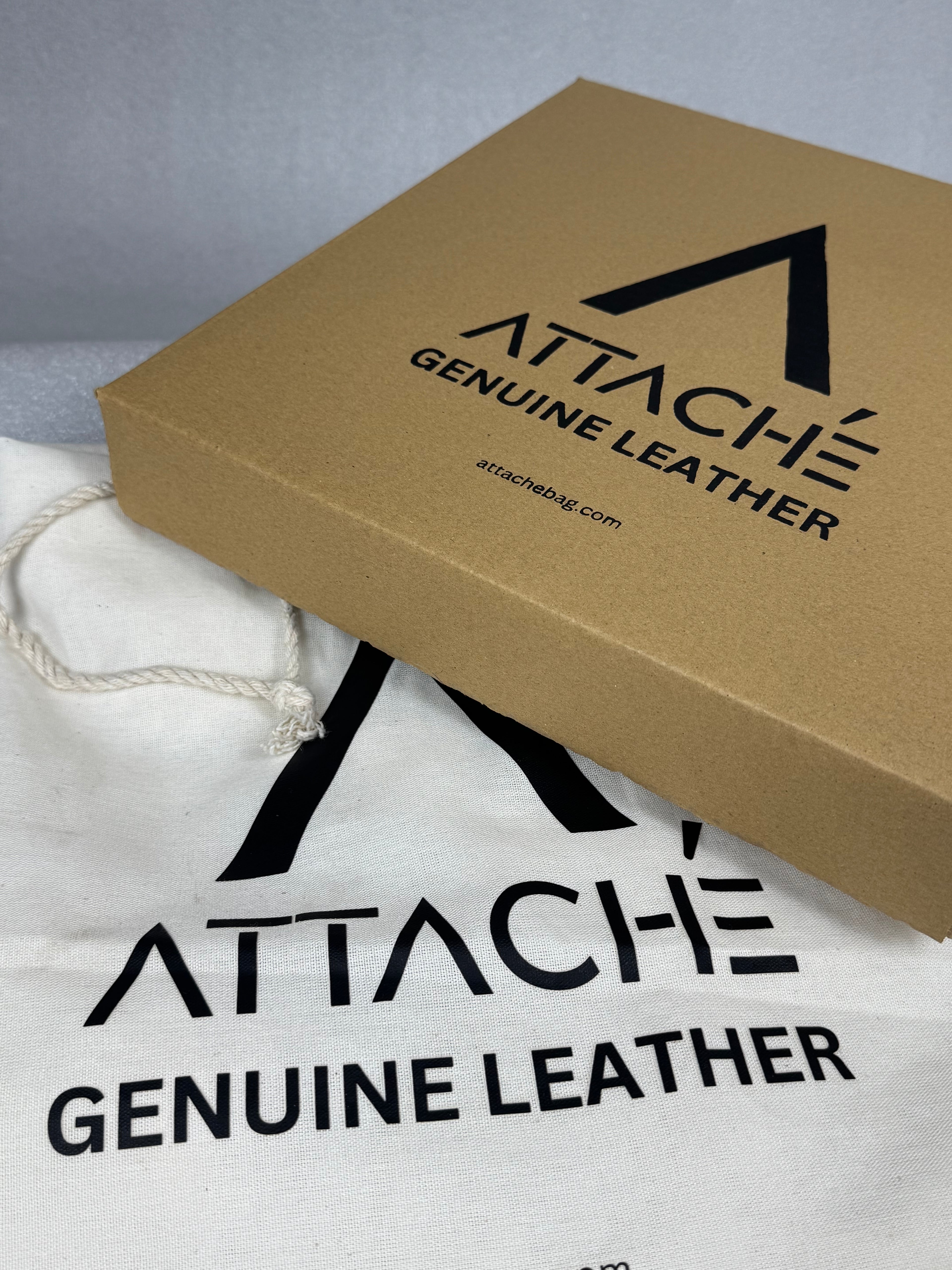 P-TOTE Full Grain Calf Leather (Petite Tote) in Black